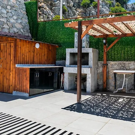 Mia Villa's Villa