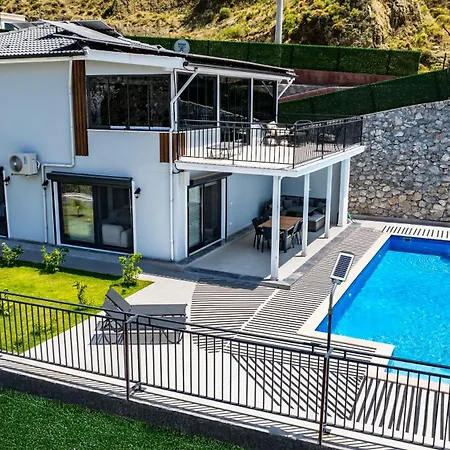Mia Villa's Villa