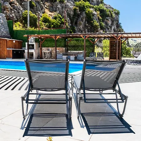 Vilă Mia Villa's *